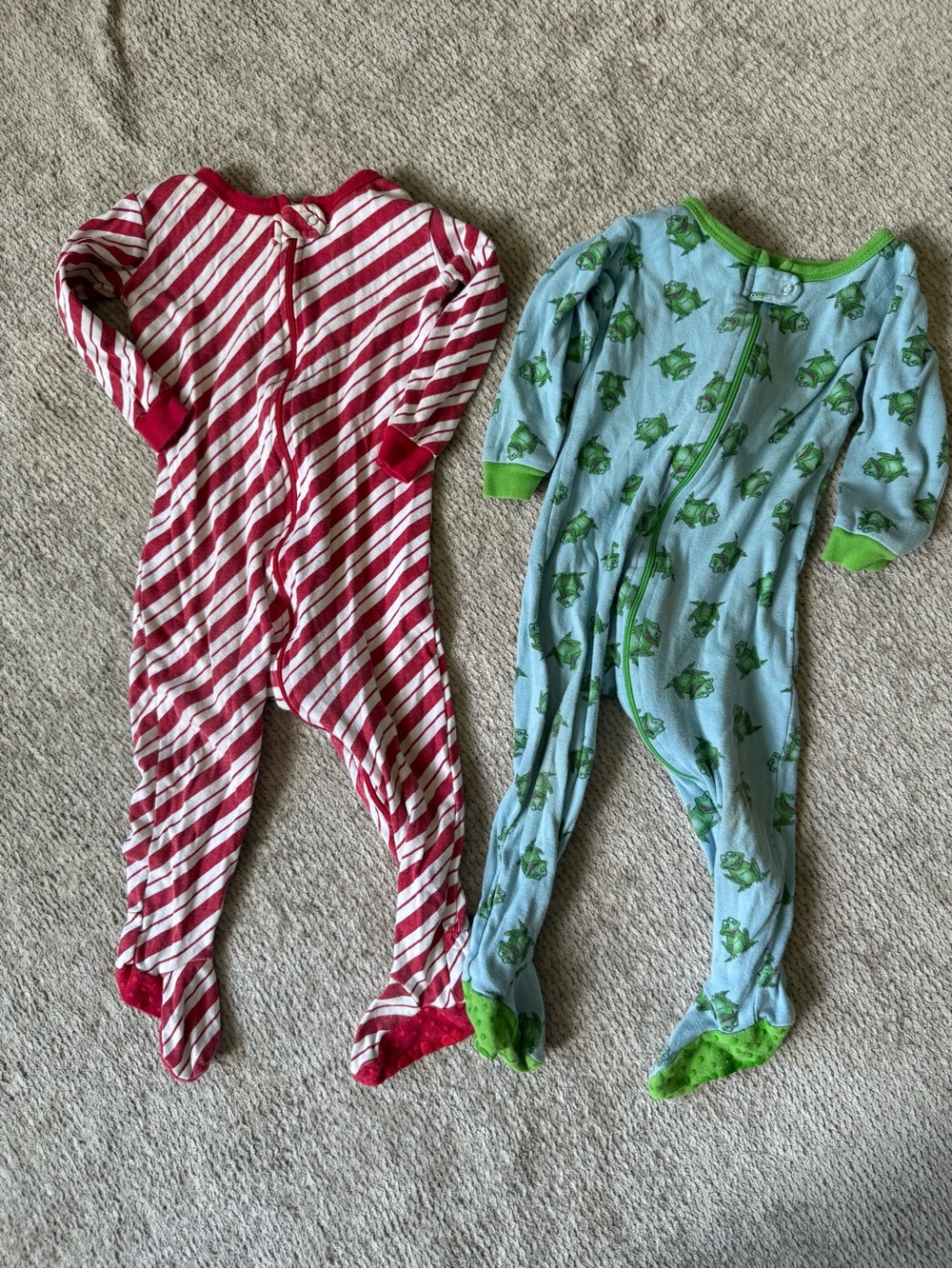 Leveret Baby Footed Cotton Pajama Bundle Frogs & Candy Cane Stripes 12-18M